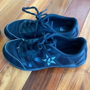 Rebel ruthless size 5.5 cheer shoes